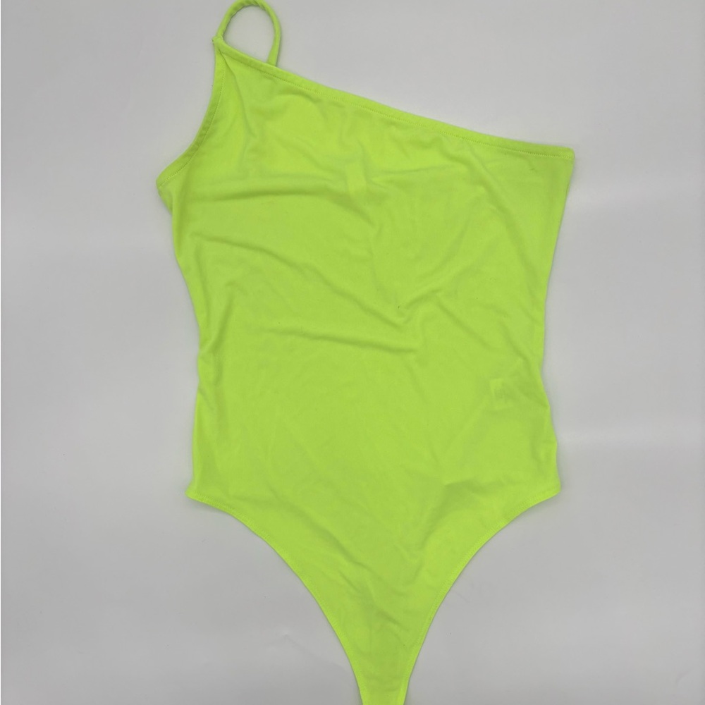 Leith Neon Green One-Shoulder Bodysuit